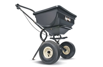 QM0214 Push Broadcast Spreader