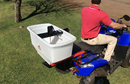 M0470 / 471- Mounted Electric Broadcast Spreader